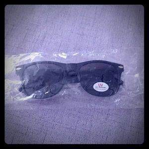 Sun glasses